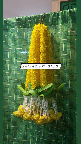 Parrot Hangings - Thin