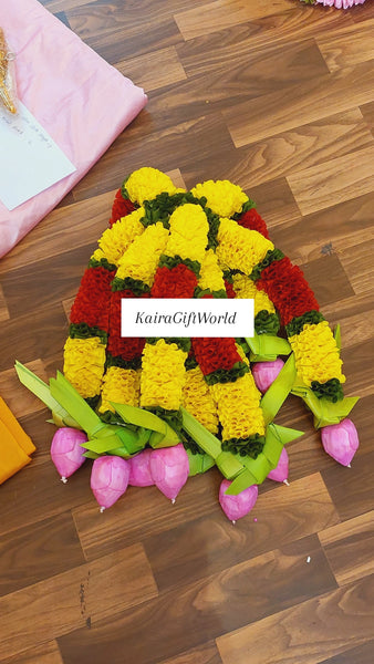 White and Yellow Parrot Lotus Bud Hangings!!