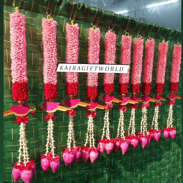 Parrot Hangings