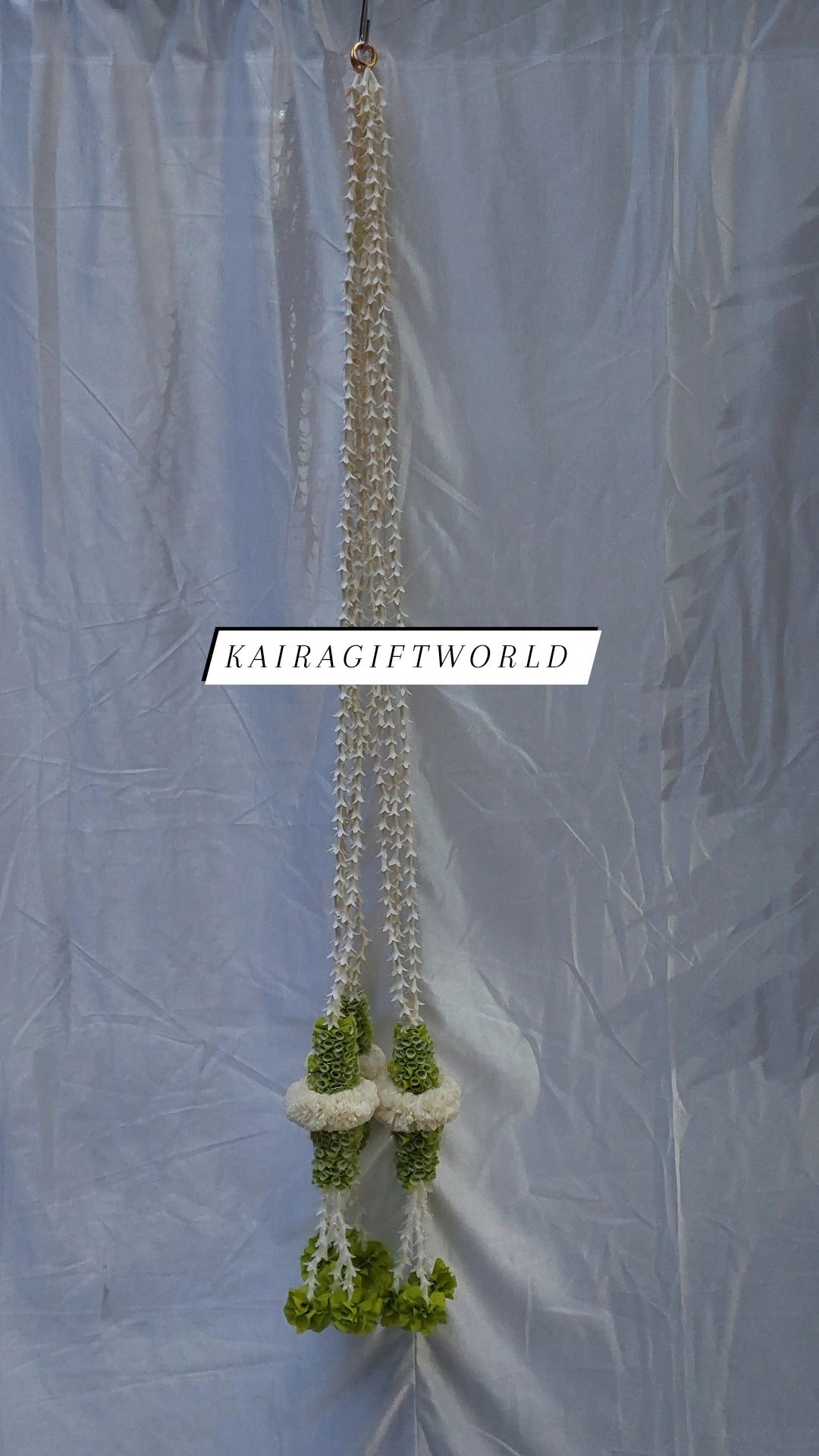 Parrot Green Bunch Lilly Hangings