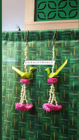 Parrot Hangings!!!