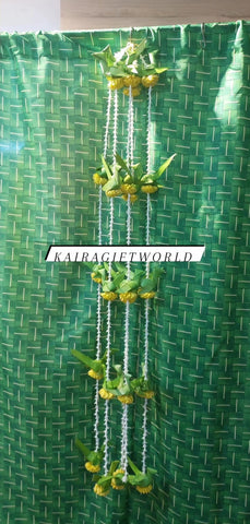 Palm Parrot  yellow solawood Lilly strings