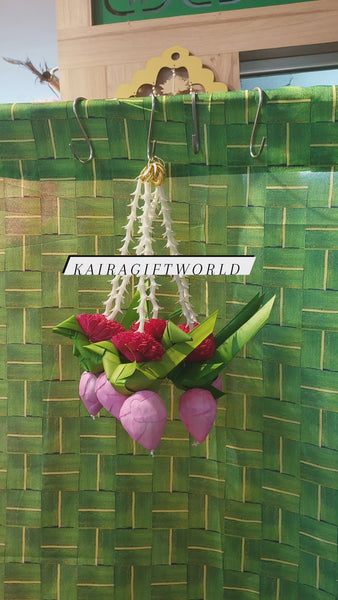 Parrot Lotus Bud Hangings!!