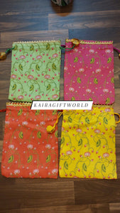 Pichwai Small Lotus Potli