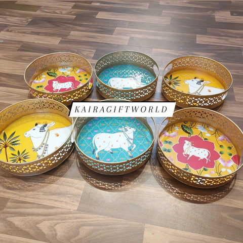 #housewarminginvitation
#housewarminginvitationtemplateindian
#housewarmingdecoration
#housewarmingdecorationideasindian
 #HousewarmingDecorations
#GrihaPraveshDecor
#HomeEntranceHousewarming Decorations
#TraditionalIndianHousewarmingReturnGifts
#halfsareefunctiondecorationinusa
#Usaevents 
#saibhavidecors #thereturngiftcorner #desidiy #decorbykrishna #seemanthamdecor #babyshowerdecor #Traditionalbabyshowerdecoration 
#lalithacreations #rootedindian #pillarscloth #clothgarlands #lotusbudhangings #solawood