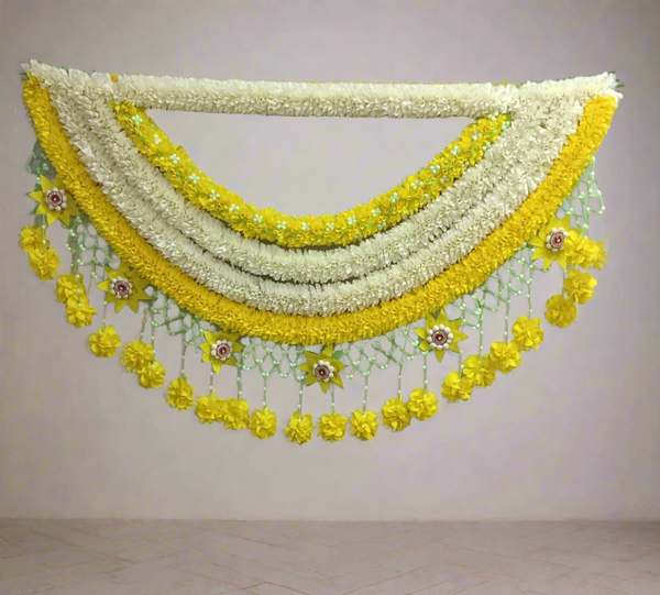 White and Purple U shape arch!!!