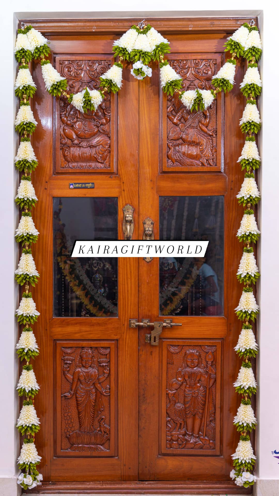 White and Green entrance set