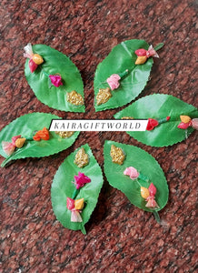 Leaf Pasupu Kumkum Packets