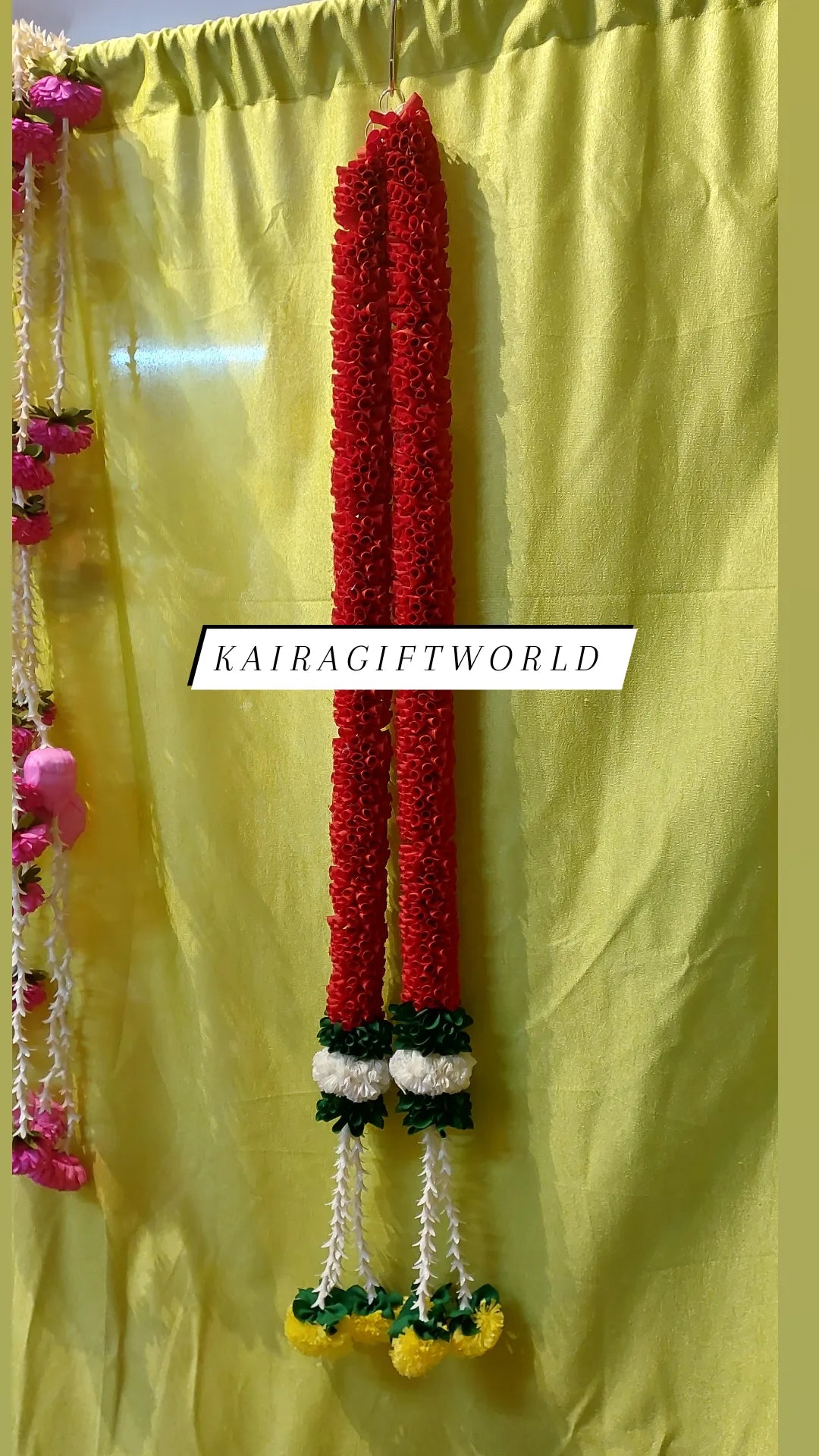 Red Loop Hangings!!!